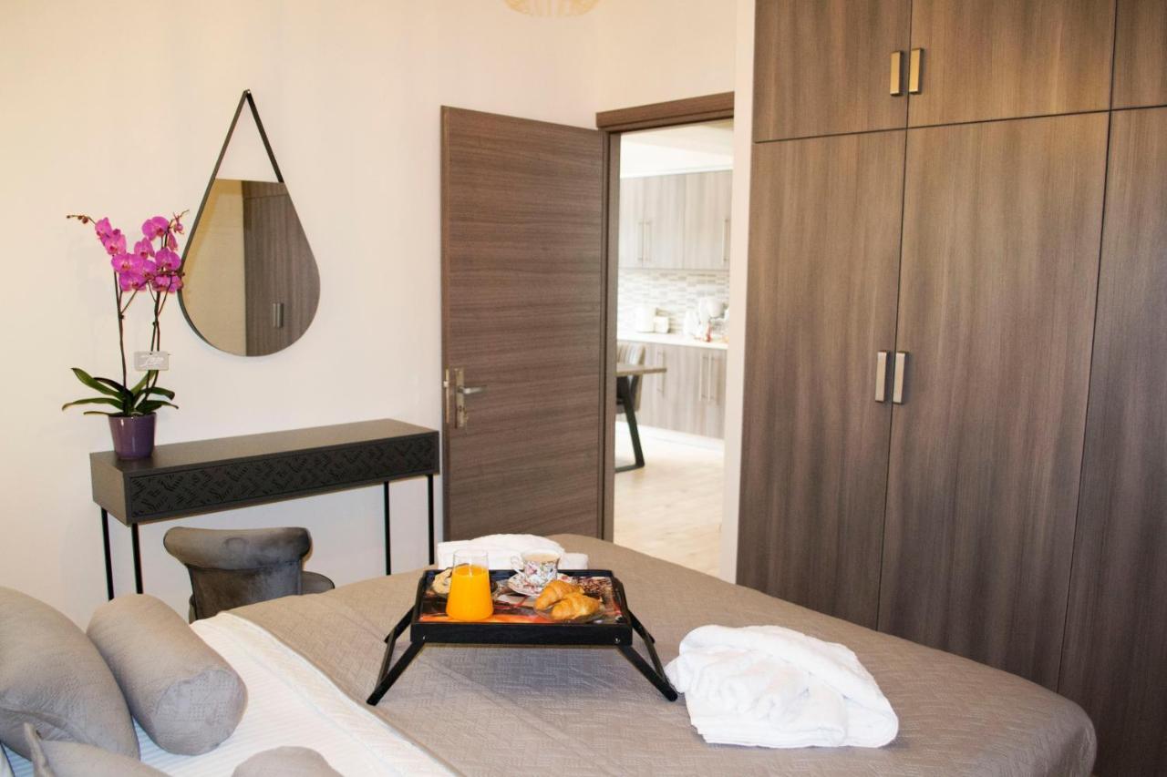 Amare Suite Perivólia Buitenkant foto